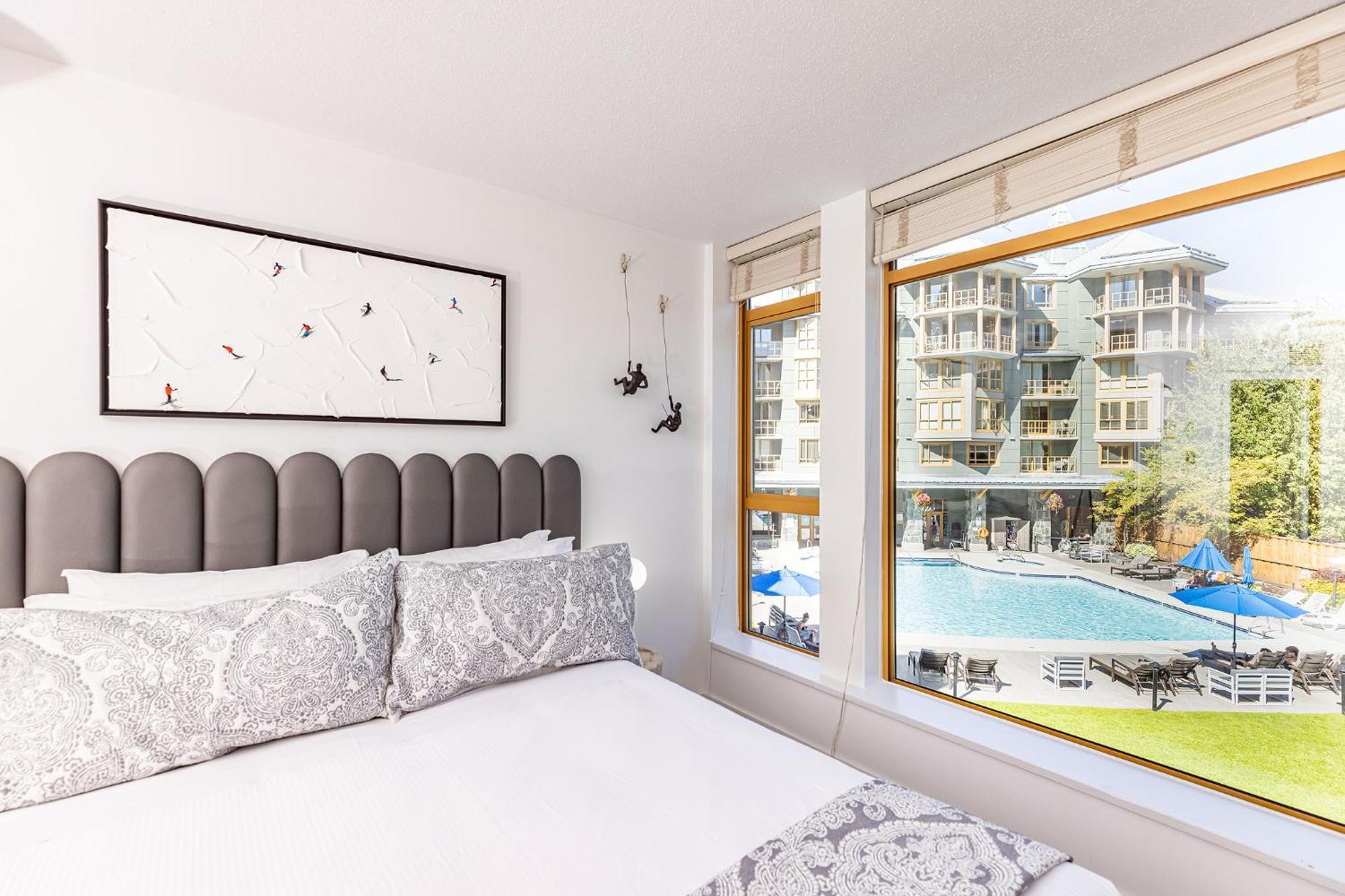 Cascade Lodge Premium Suite, With Pool & Hot Tub Whistler Ngoại thất bức ảnh